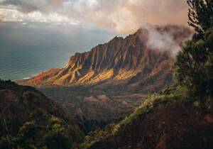 Comparison: TianTong vs. International Satellite Phones